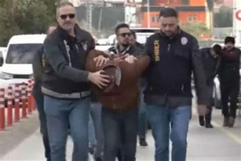 S­a­h­t­e­ ­i­l­a­n­l­a­ ­1­ ­m­i­l­y­o­n­ ­l­i­r­a­l­ı­k­ ­v­u­r­g­u­n­:­ ­3­1­ ­g­ö­z­a­l­t­ı­